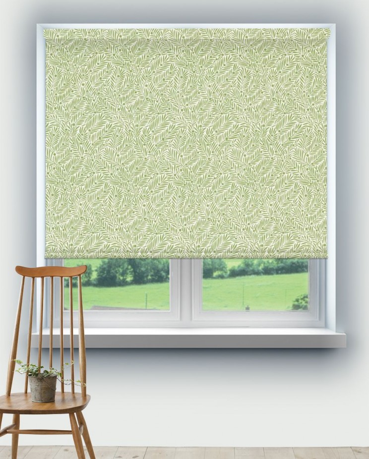 Roller Blinds Morris and Co Yew & Aril Fabric 227256