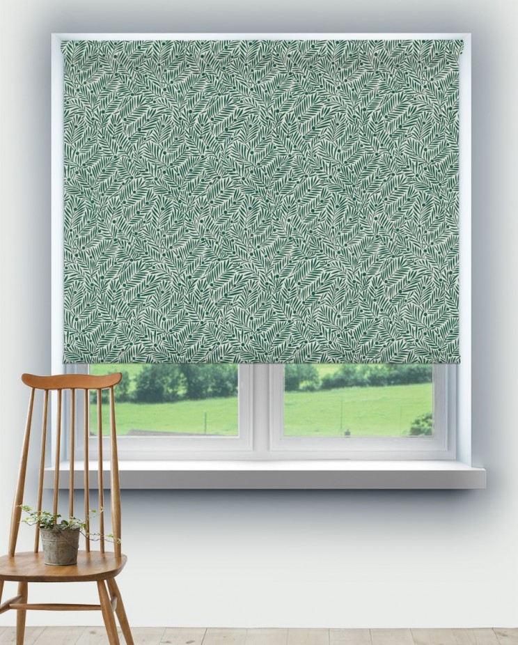 Roller Blinds Morris and Co Yew & Aril Fabric 227257