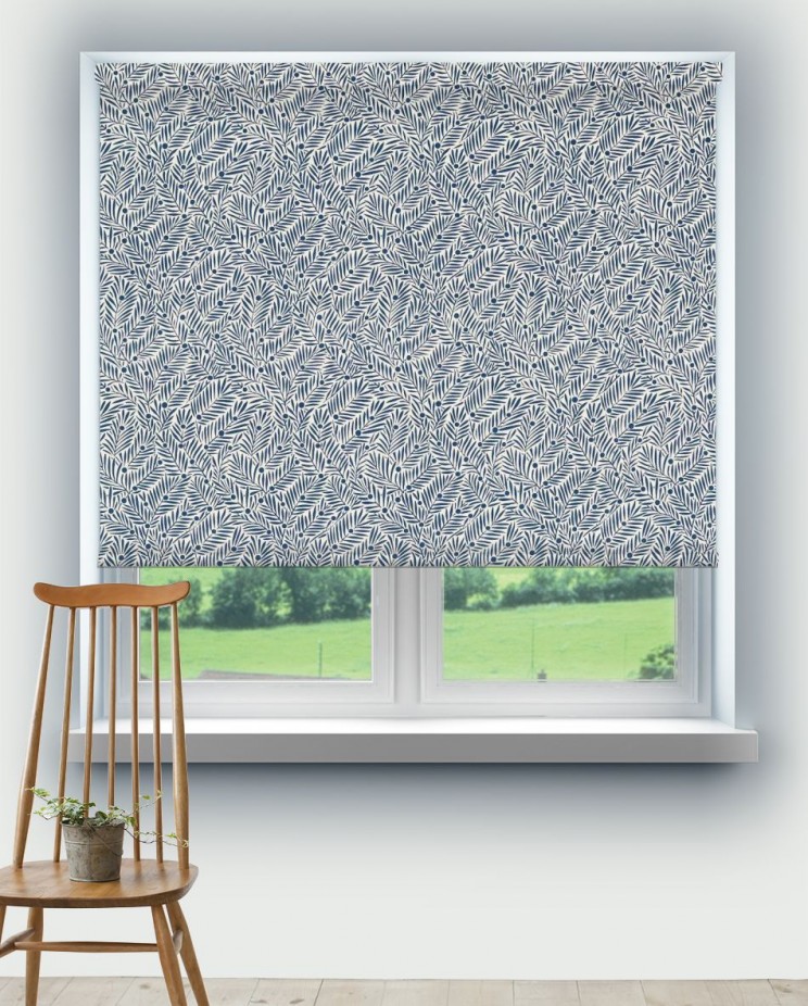 Roller Blinds Morris and Co Yew & Aril Fabric 227259