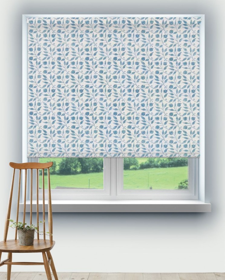 Roller Blinds Morris and Co Rosehip Fabric DM3P224490